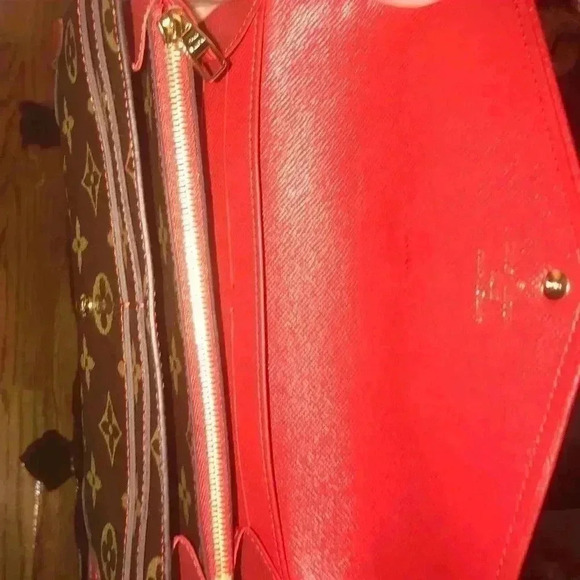 LOUIS VUITTON SARA RETIRO WALLET NEW **REDUCED - Picture 5 of 8